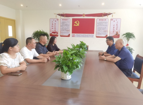 江西爱康慈善基金会与崇义县阳明正颐康养中心共探合作新篇