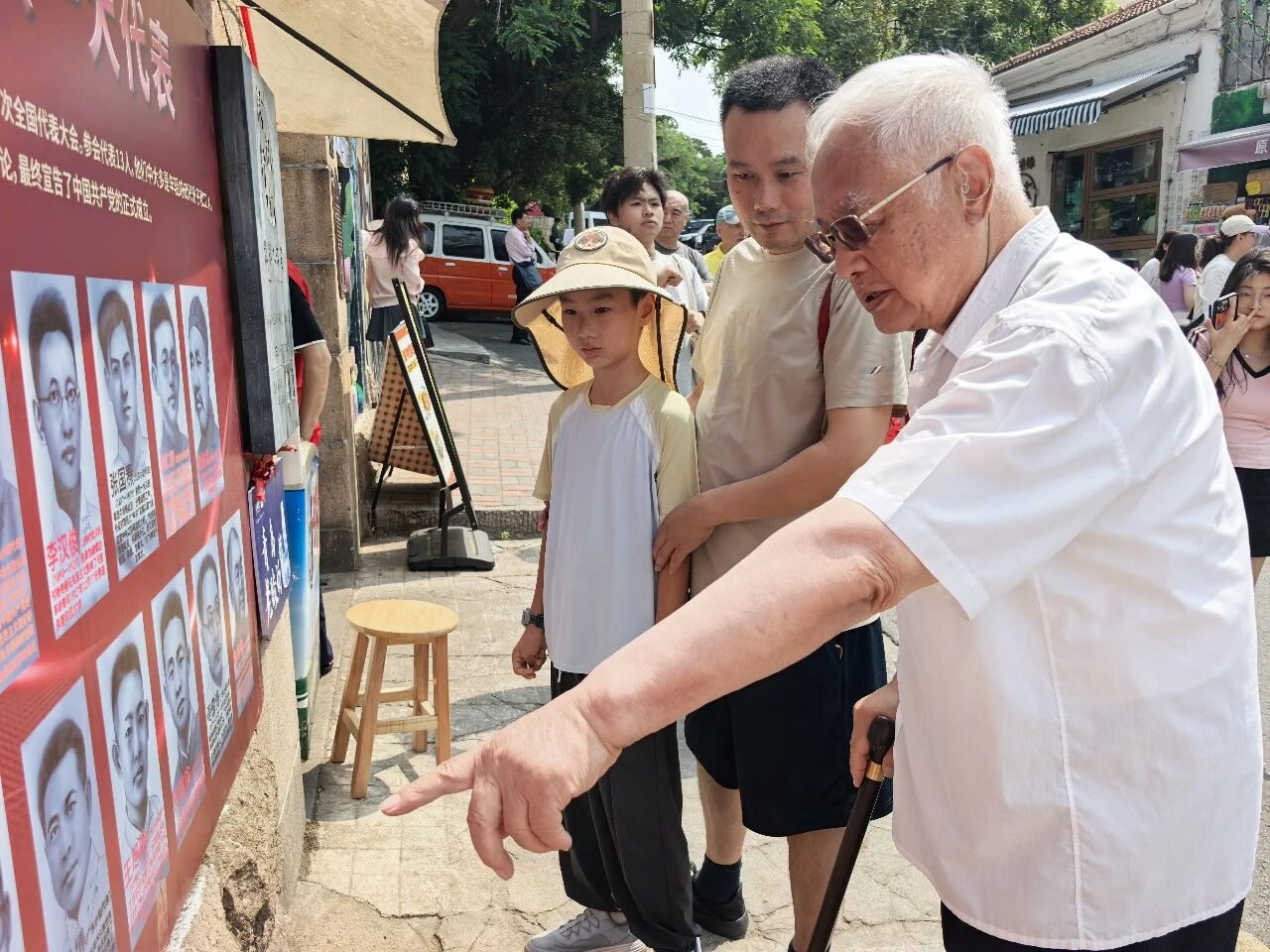 青岛市南：多彩活动庆“七一”