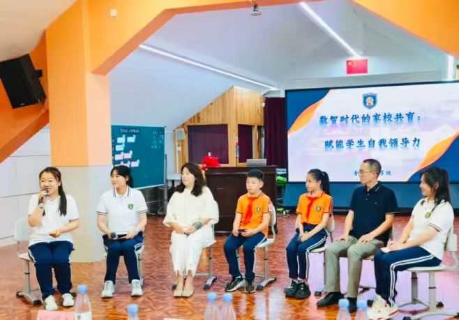 青岛市市南区“悦动启智”课堂范式：从“知识传递”走向“思维生长”